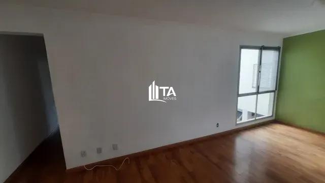 Apartamento à venda com 2 quartos, 70m² - Foto 1