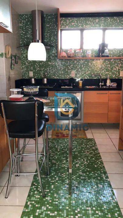 Apartamento à venda com 3 quartos, 160m² - Foto 12