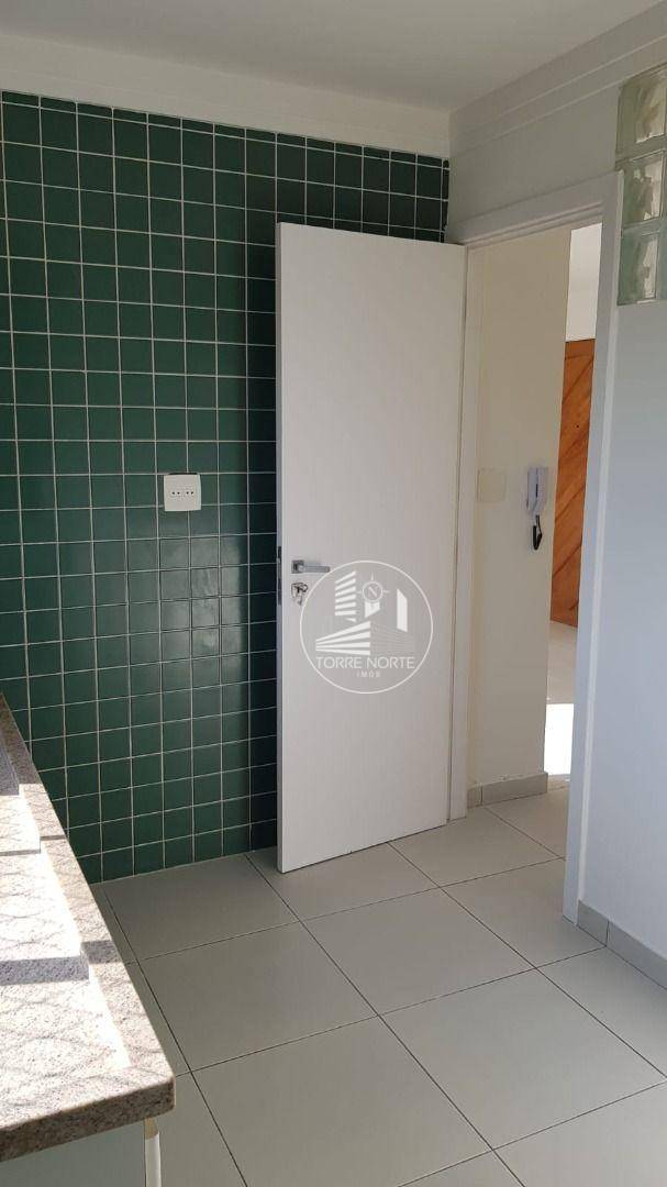 Apartamento à venda com 2 quartos, 67m² - Foto 6