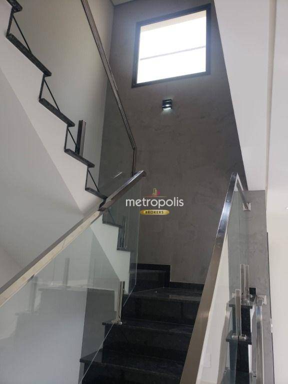 Sobrado à venda com 3 quartos, 201m² - Foto 12