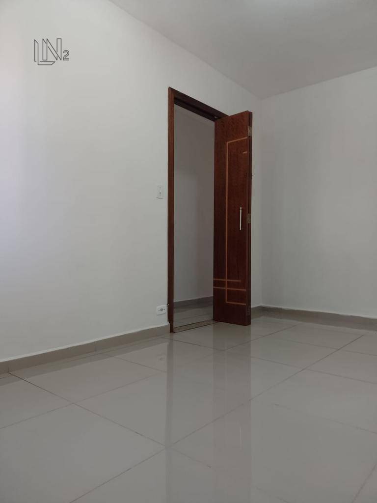 Apartamento à venda com 3 quartos, 80m² - Foto 17