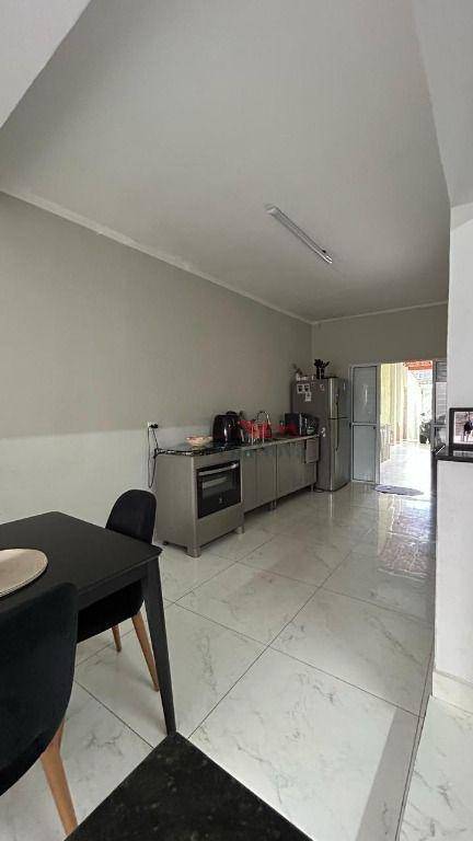 Sobrado à venda e aluguel com 3 quartos, 208m² - Foto 32