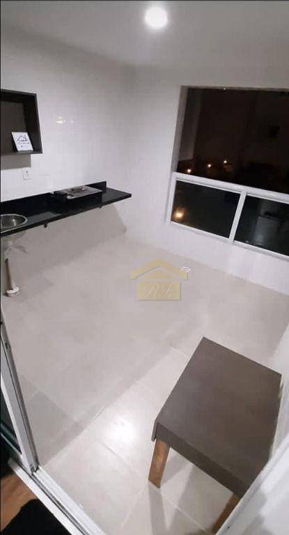 Apartamento à venda com 2 quartos, 87m² - Foto 4