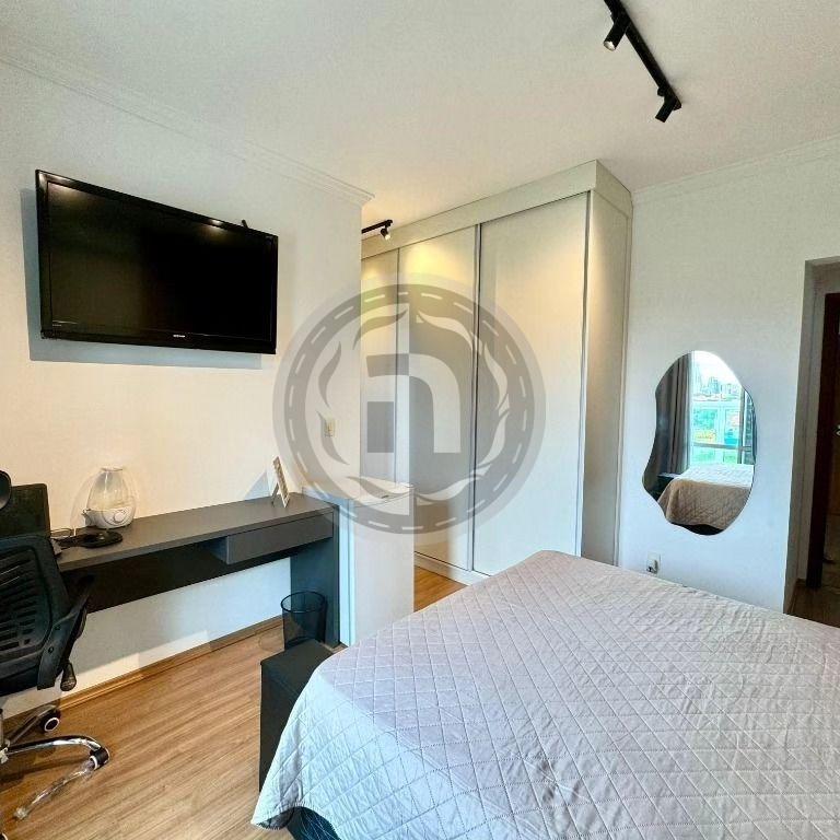 Apartamento à venda com 3 quartos, 125m² - Foto 11