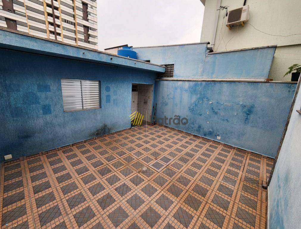 Sobrado para alugar com 2 quartos, 139m² - Foto 15