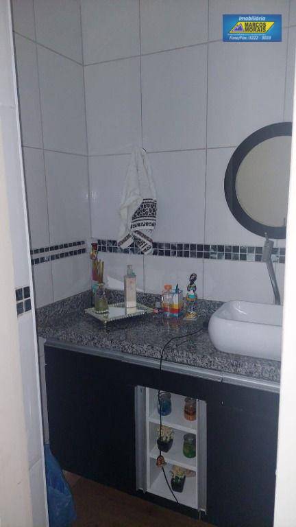 Apartamento à venda com 3 quartos, 117m² - Foto 19