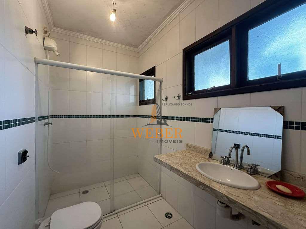 Casa de Condomínio à venda com 4 quartos, 304m² - Foto 30