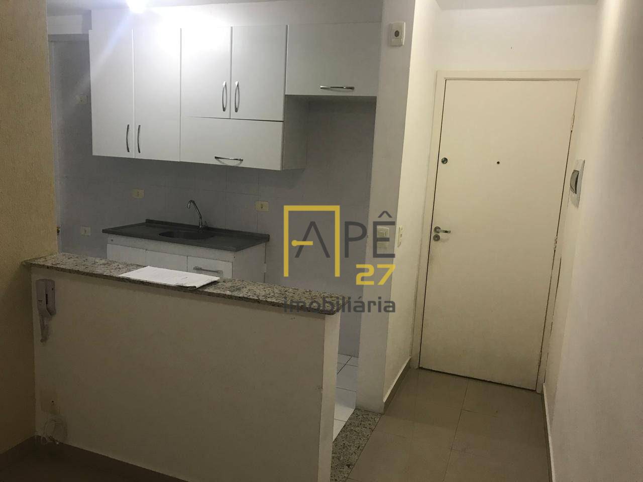 Apartamento à venda com 2 quartos, 62m² - Foto 2