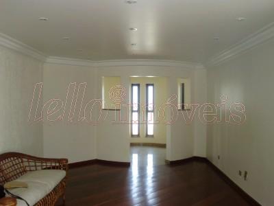 Apartamento para alugar com 4 quartos, 157m² - Foto 2