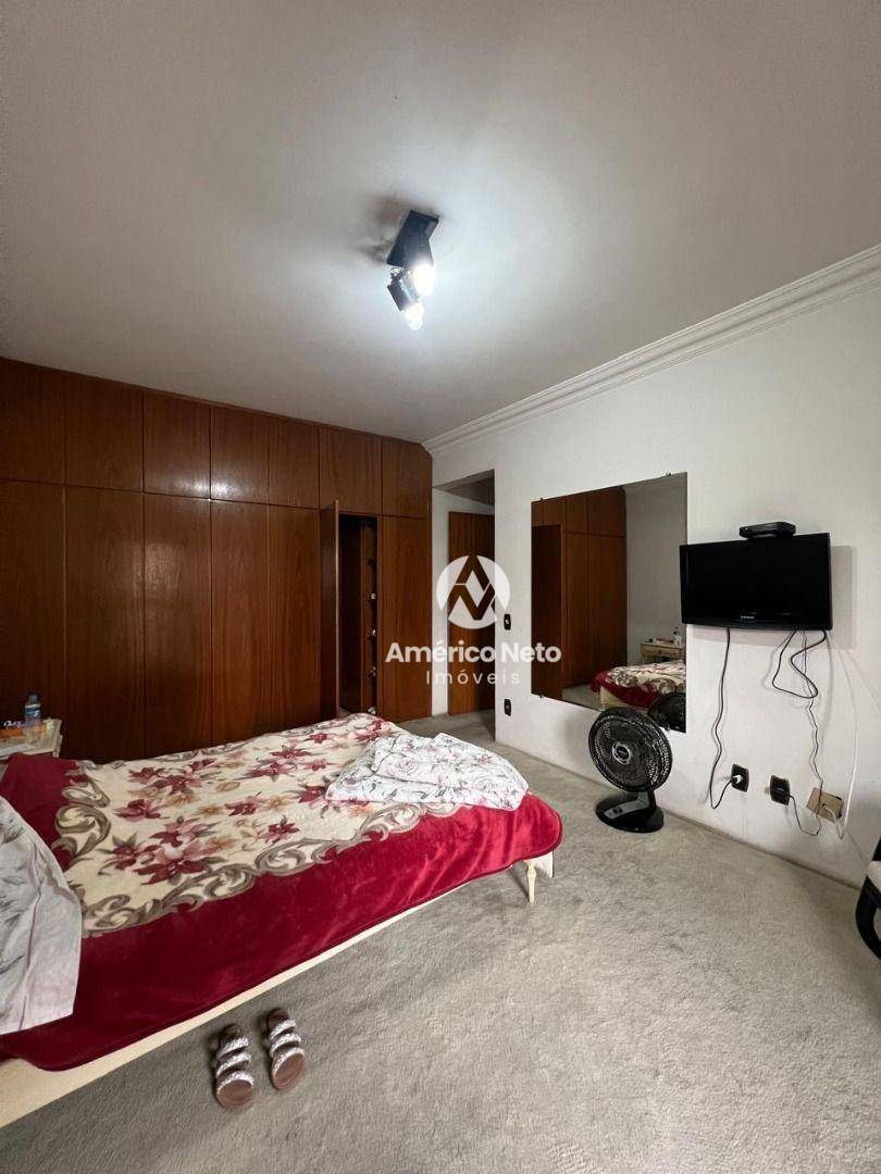 Apartamento à venda com 3 quartos, 224m² - Foto 29