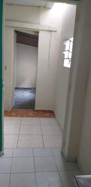 Casa para alugar com 1 quarto, 50m² - Foto 27