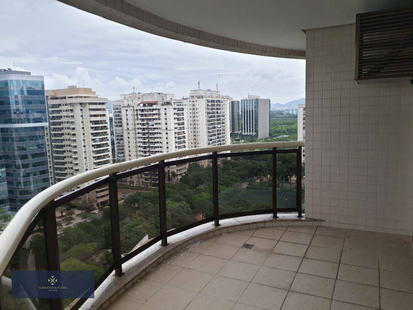 Cobertura à venda com 3 quartos, 203m² - Foto 1