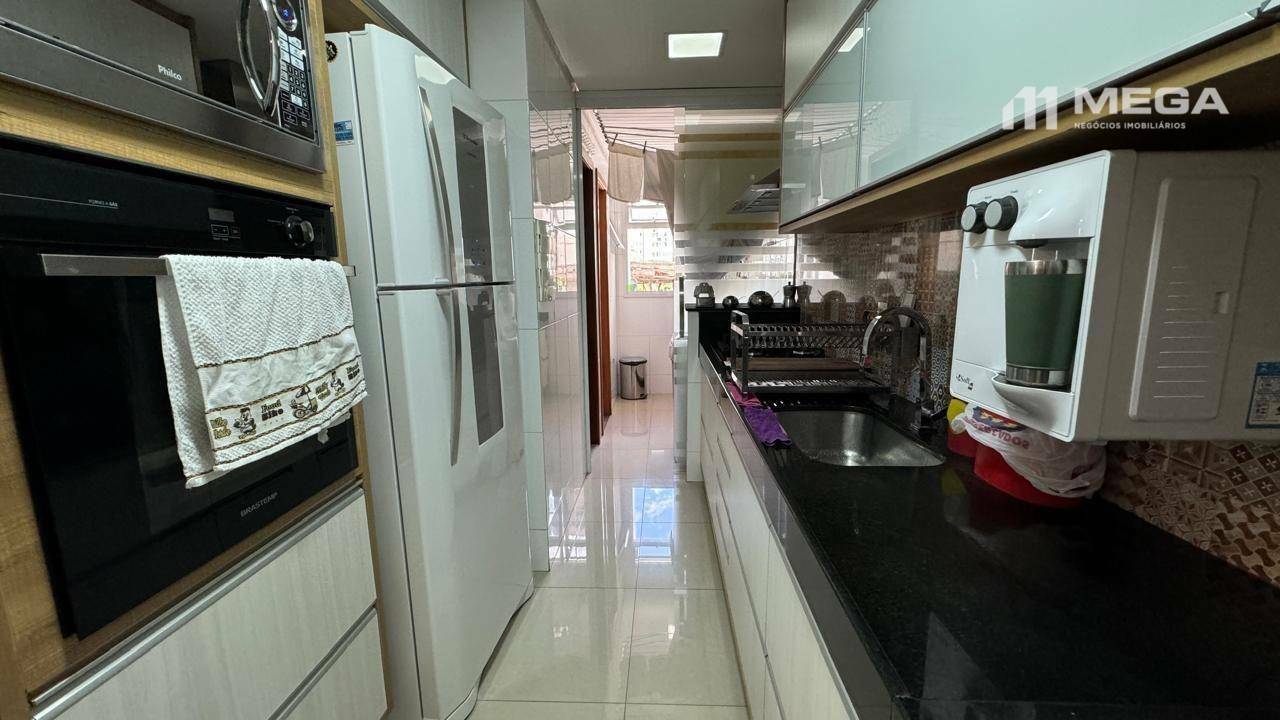 Apartamento à venda com 3 quartos, 113m² - Foto 14