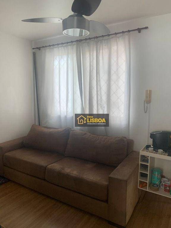 Apartamento à venda com 2 quartos, 40m² - Foto 11