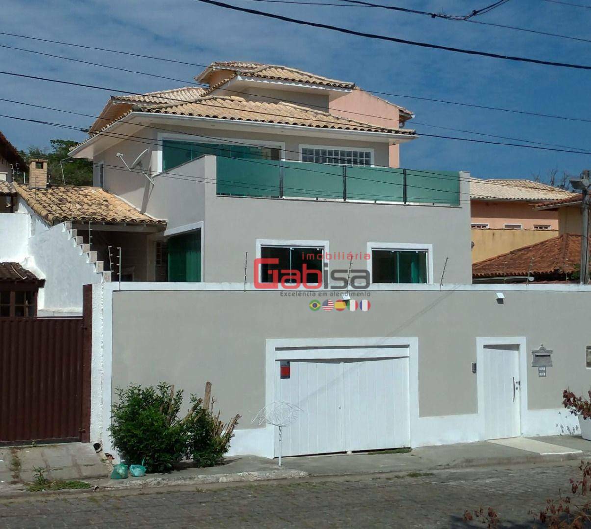 Casa à venda com 3 quartos, 143m² - Foto 1