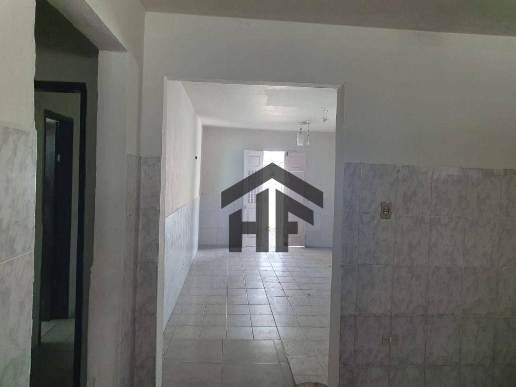 Casa à venda com 3 quartos, 185m² - Foto 8