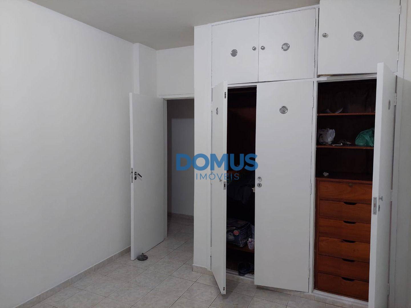 Apartamento à venda com 2 quartos, 95m² - Foto 8