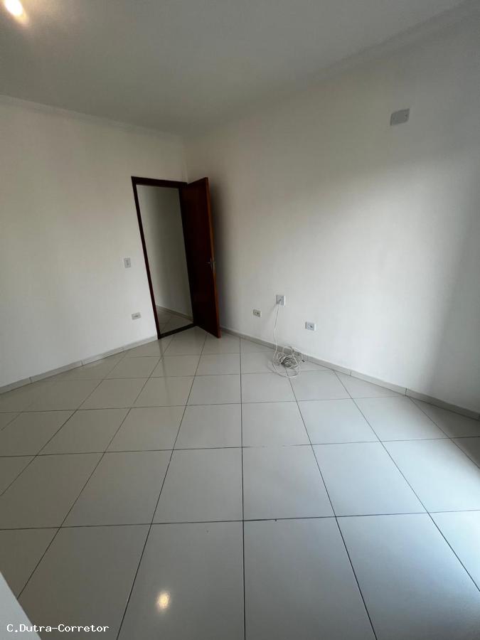 Sobrado à venda com 2 quartos, 90m² - Foto 4