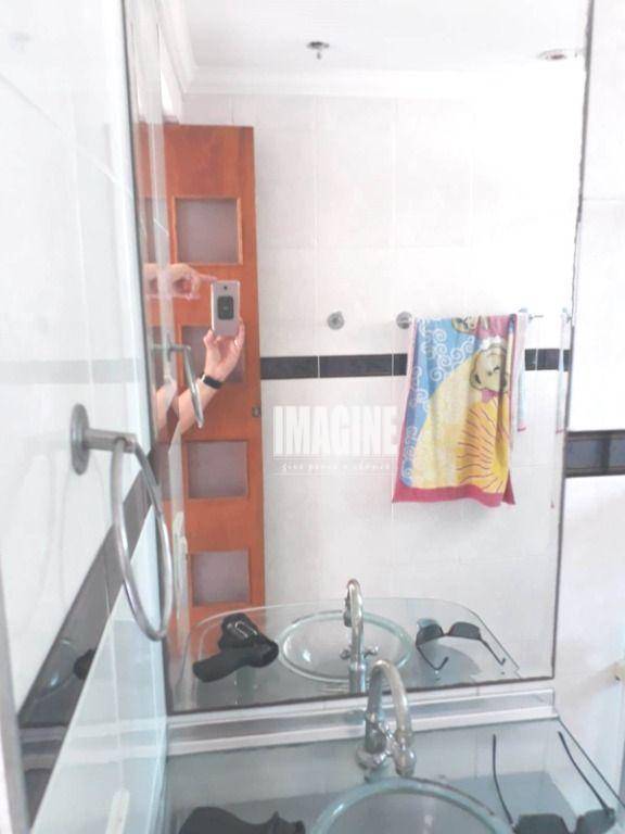 Apartamento à venda com 2 quartos, 57m² - Foto 18