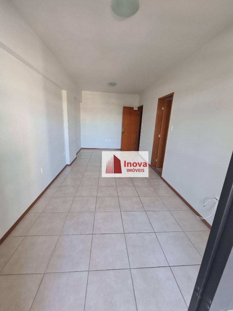 Apartamento à venda com 3 quartos, 110m² - Foto 9