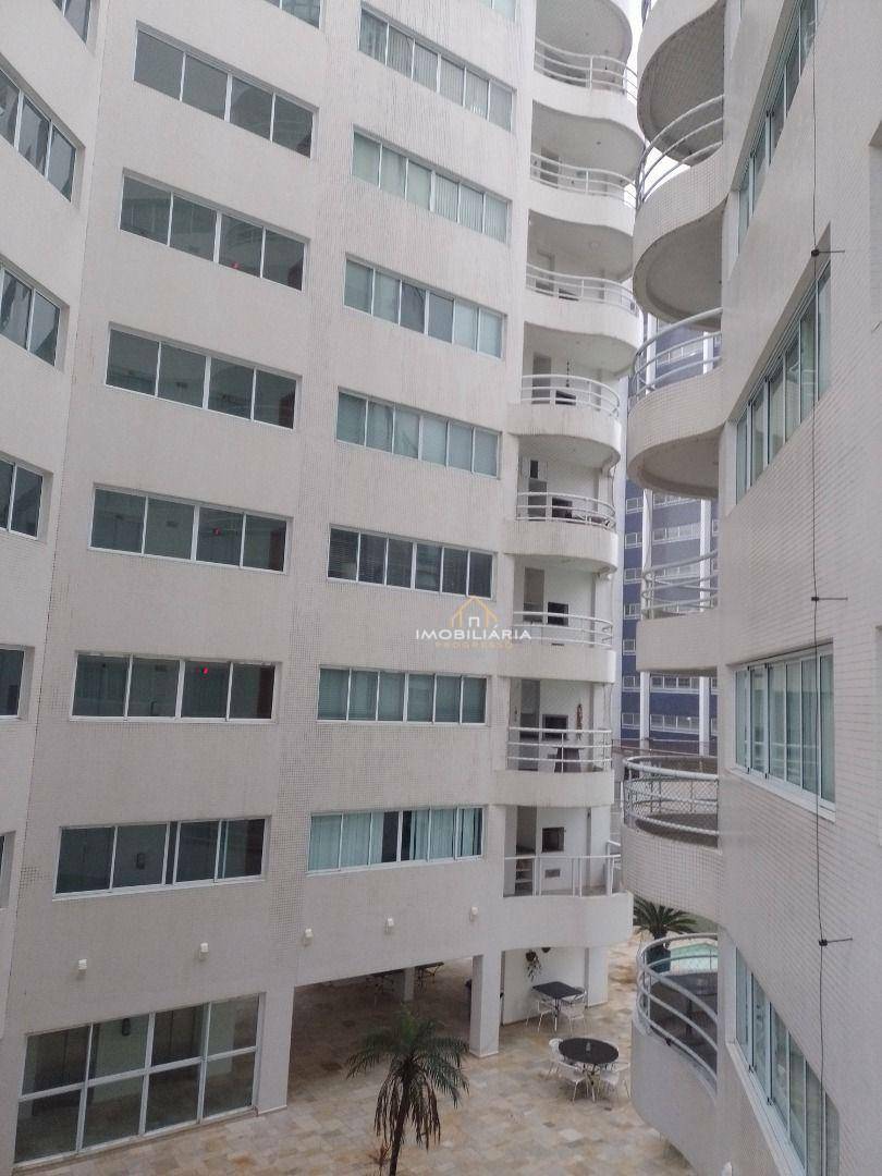 Apartamento à venda com 3 quartos, 81m² - Foto 19