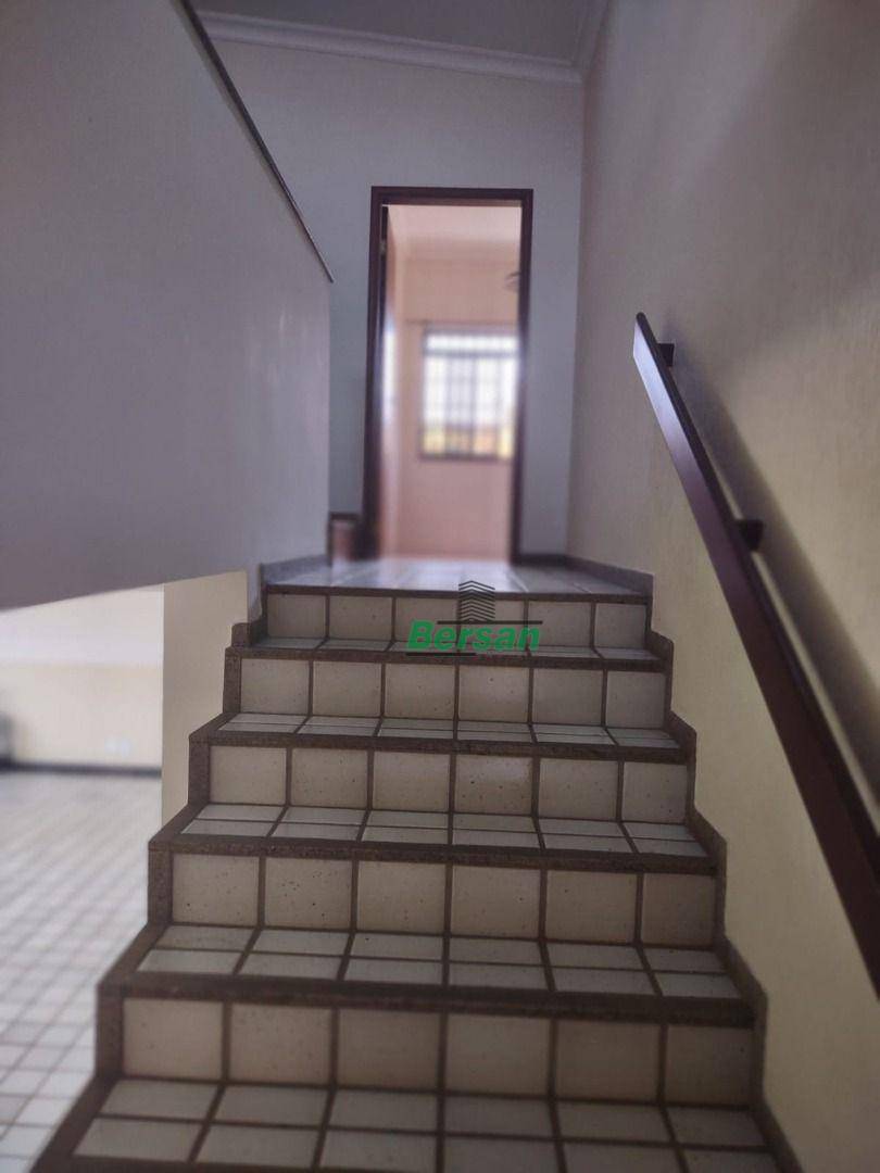 Casa de Condomínio à venda e aluguel com 3 quartos, 286m² - Foto 27