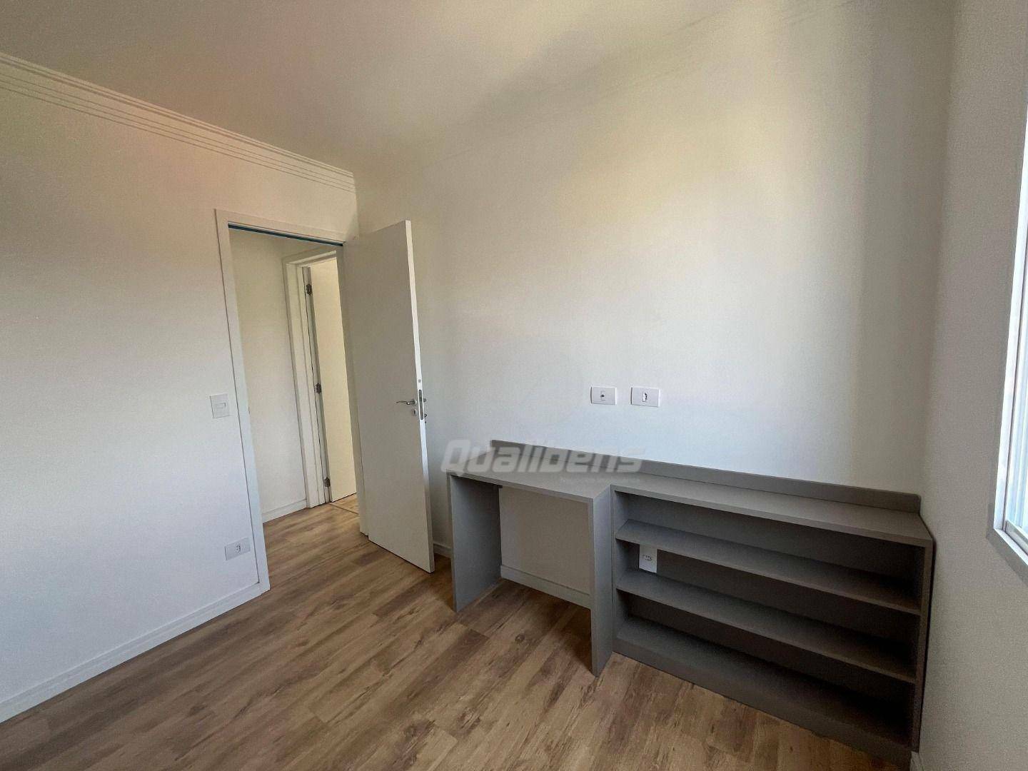 Apartamento para alugar com 2 quartos, 59m² - Foto 13