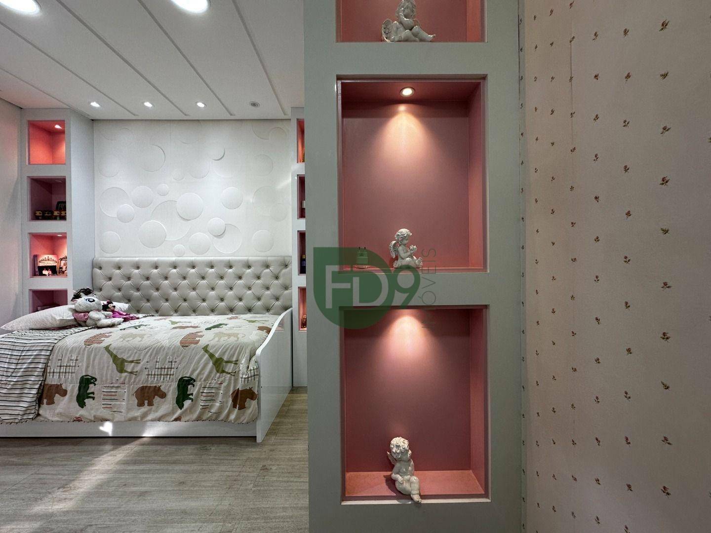Apartamento à venda com 3 quartos, 121m² - Foto 13