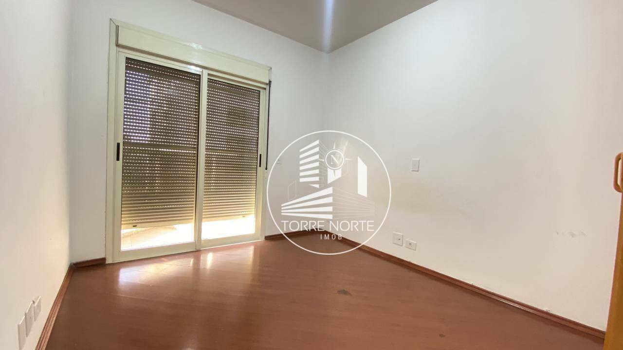 Apartamento à venda com 4 quartos, 200m² - Foto 9