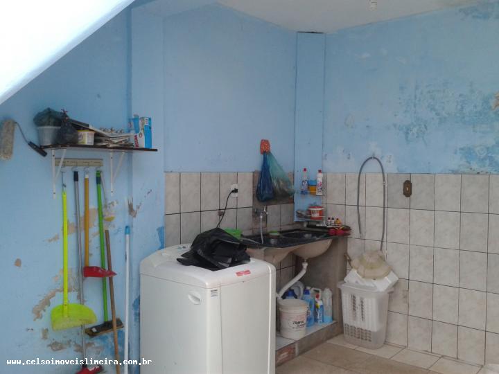 Casa à venda com 5 quartos, 140m² - Foto 14