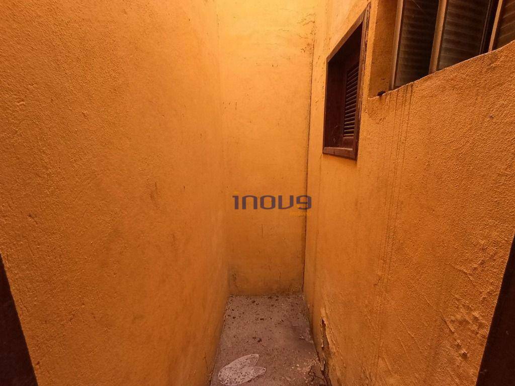 Casa à venda e aluguel com 2 quartos, 164M2 - Foto 20