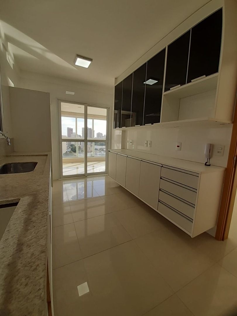 Apartamento à venda com 3 quartos, 220m² - Foto 22