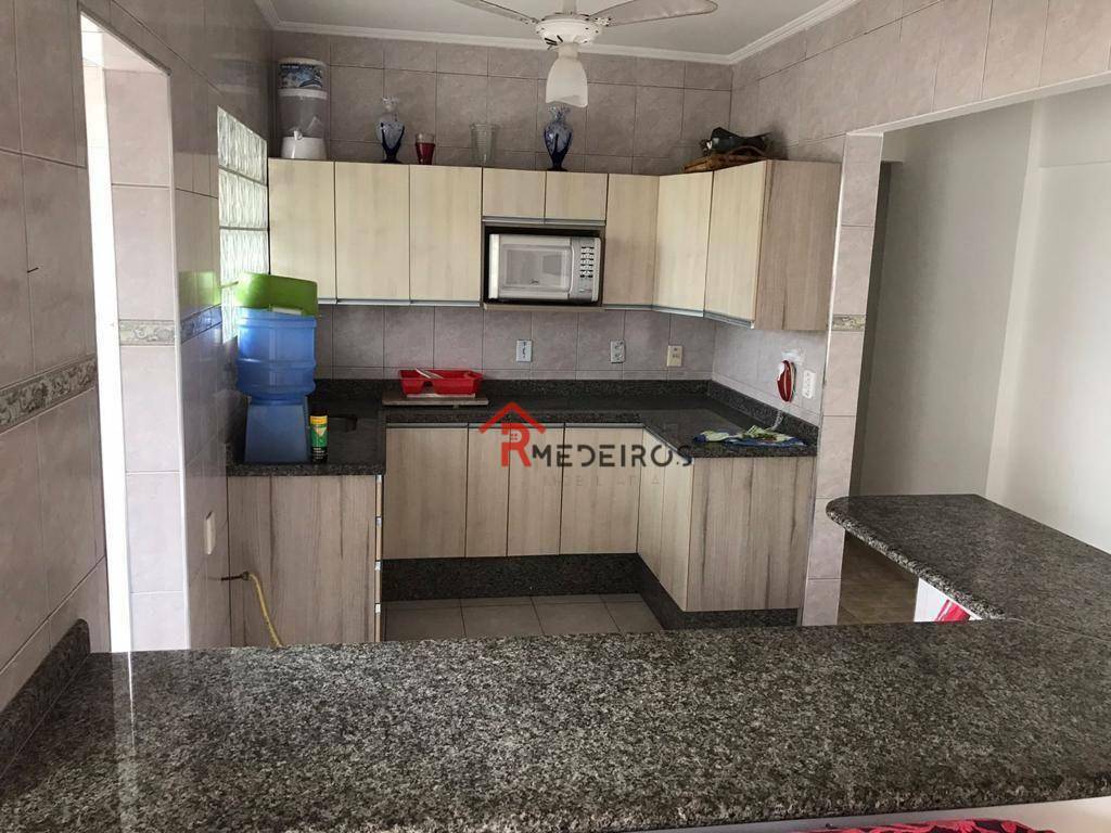 Apartamento à venda com 2 quartos, 70m² - Foto 13