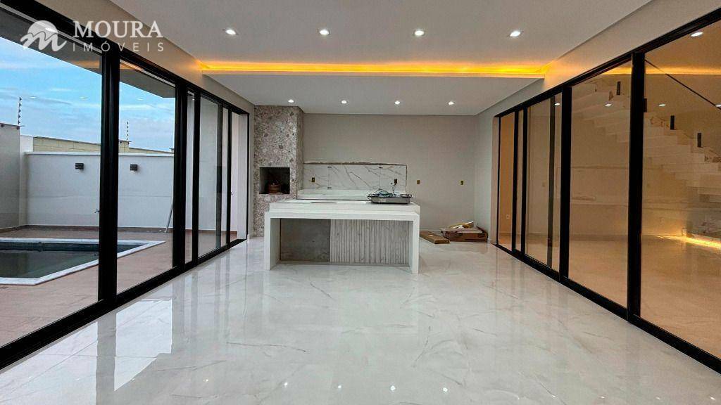 Casa de Condomínio à venda com 5 quartos, 286m² - Foto 8