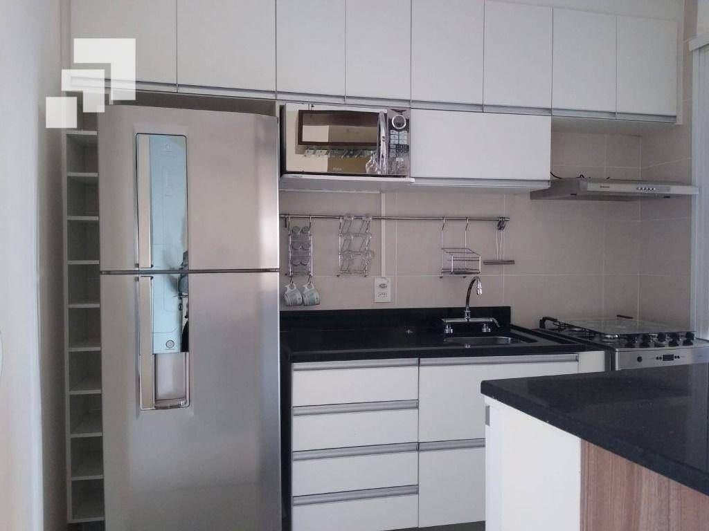 Apartamento para alugar com 2 quartos, 110m² - Foto 22