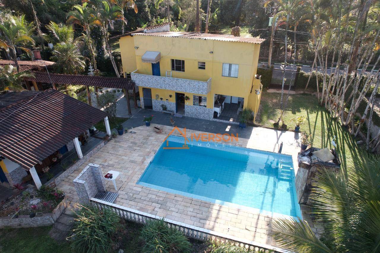 Chácara, 5 quartos, 5000 m² - Foto 1