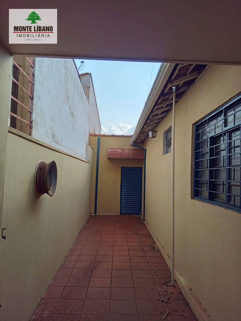 Casa para alugar com 2 quartos, 1M2 - Foto 9