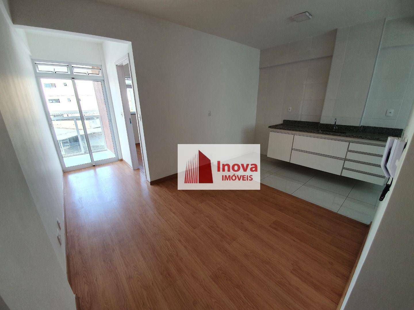 Apartamento à venda com 1 quarto, 40m² - Foto 4