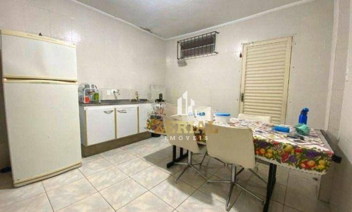 Sobrado à venda com 3 quartos, 550m² - Foto 17