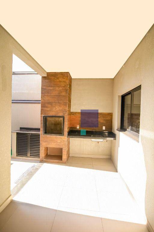 Casa à venda com 3 quartos, 125m² - Foto 9