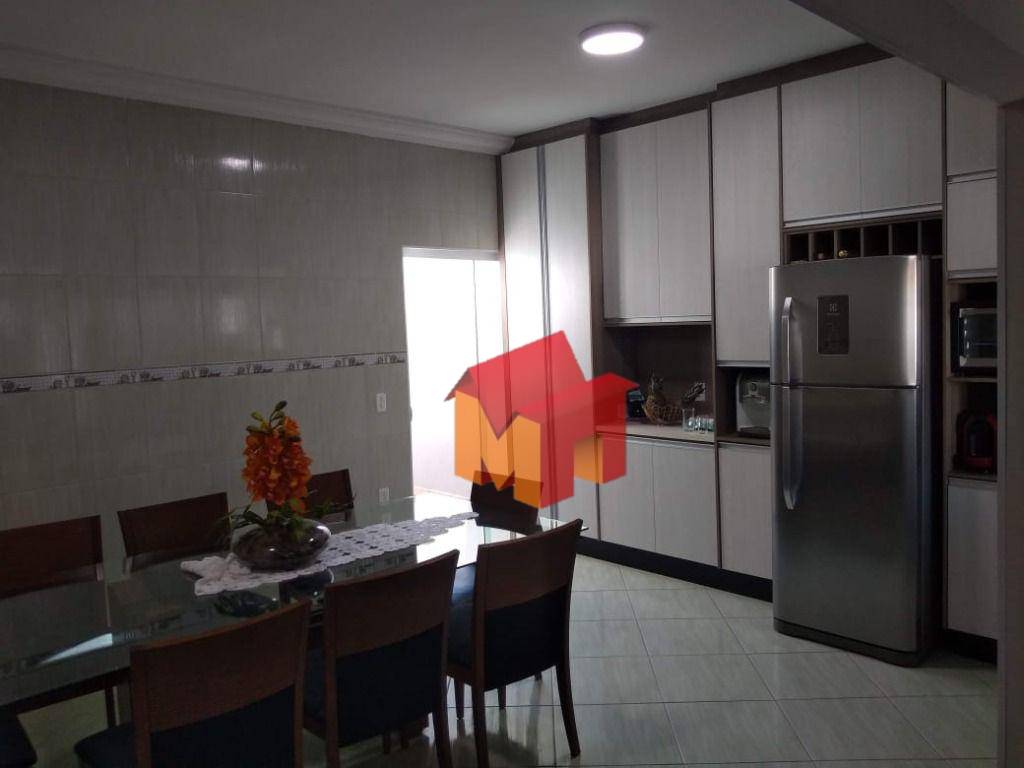 Casa à venda com 2 quartos, 109m² - Foto 17