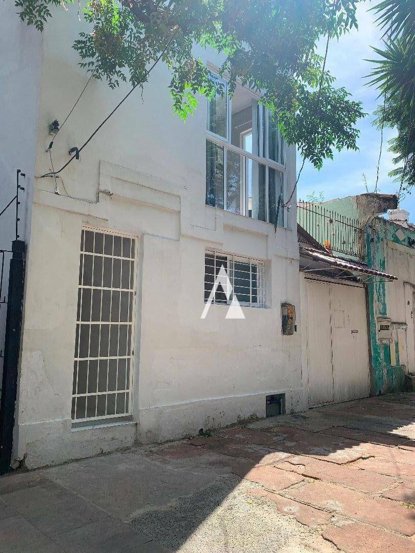 Casa à venda com 3 quartos, 164m² - Foto 2