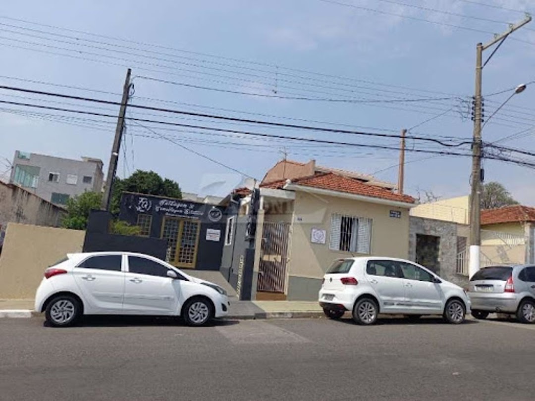 Casa à venda com 4 quartos, 135m² - Foto 1