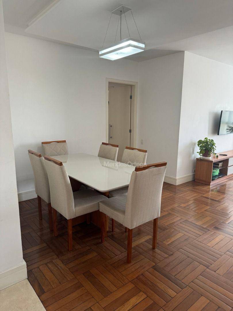 Apartamento para alugar com 3 quartos, 110m² - Foto 2