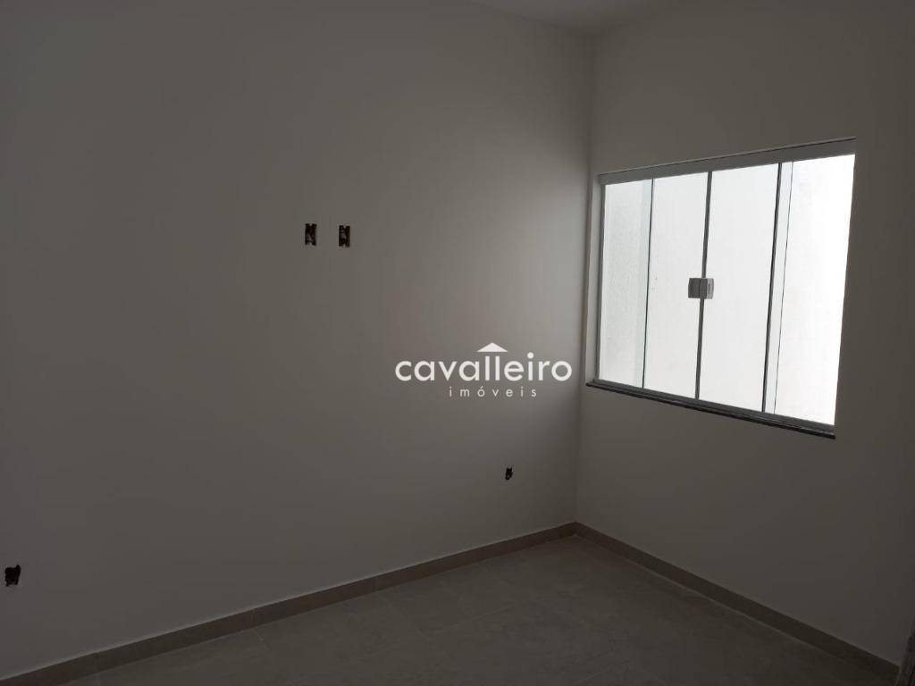 Casa à venda com 2 quartos, 71m² - Foto 8