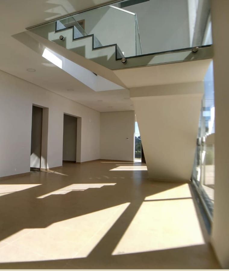 Casa à venda com 3 quartos, 300m² - Foto 3