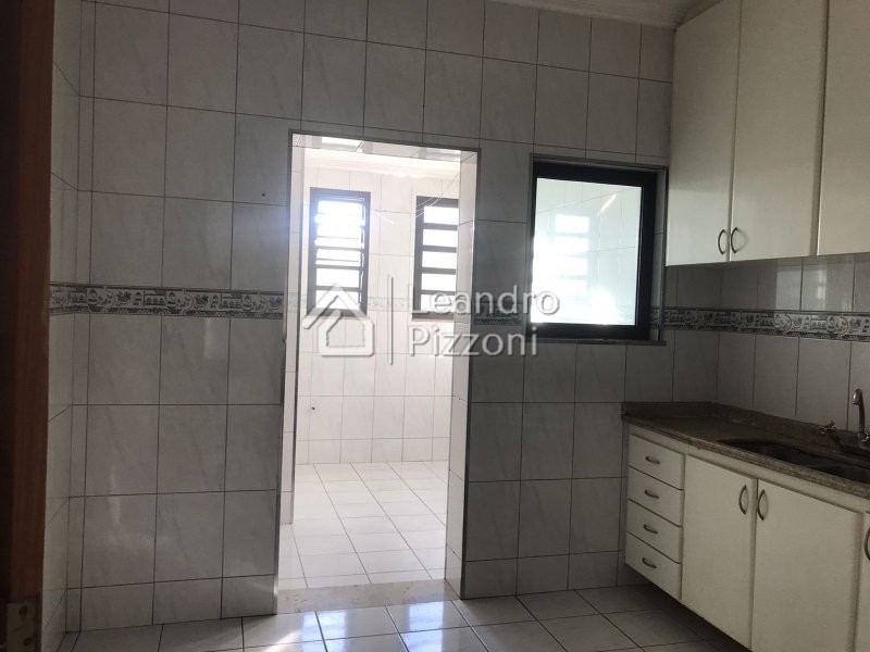 Apartamento para alugar com 2 quartos, 90m² - Foto 3