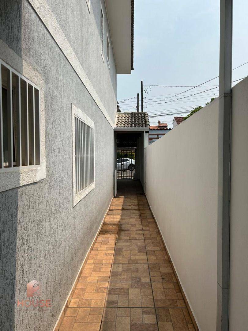 Casa para alugar com 3 quartos, 180m² - Foto 7