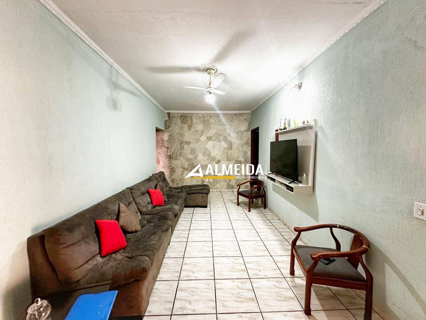 Casa, 6 quartos, 186 m² - Foto 2