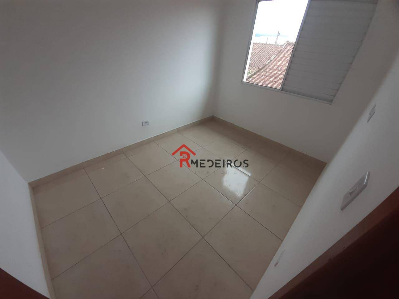 Casa à venda com 2 quartos, 61m² - Foto 10